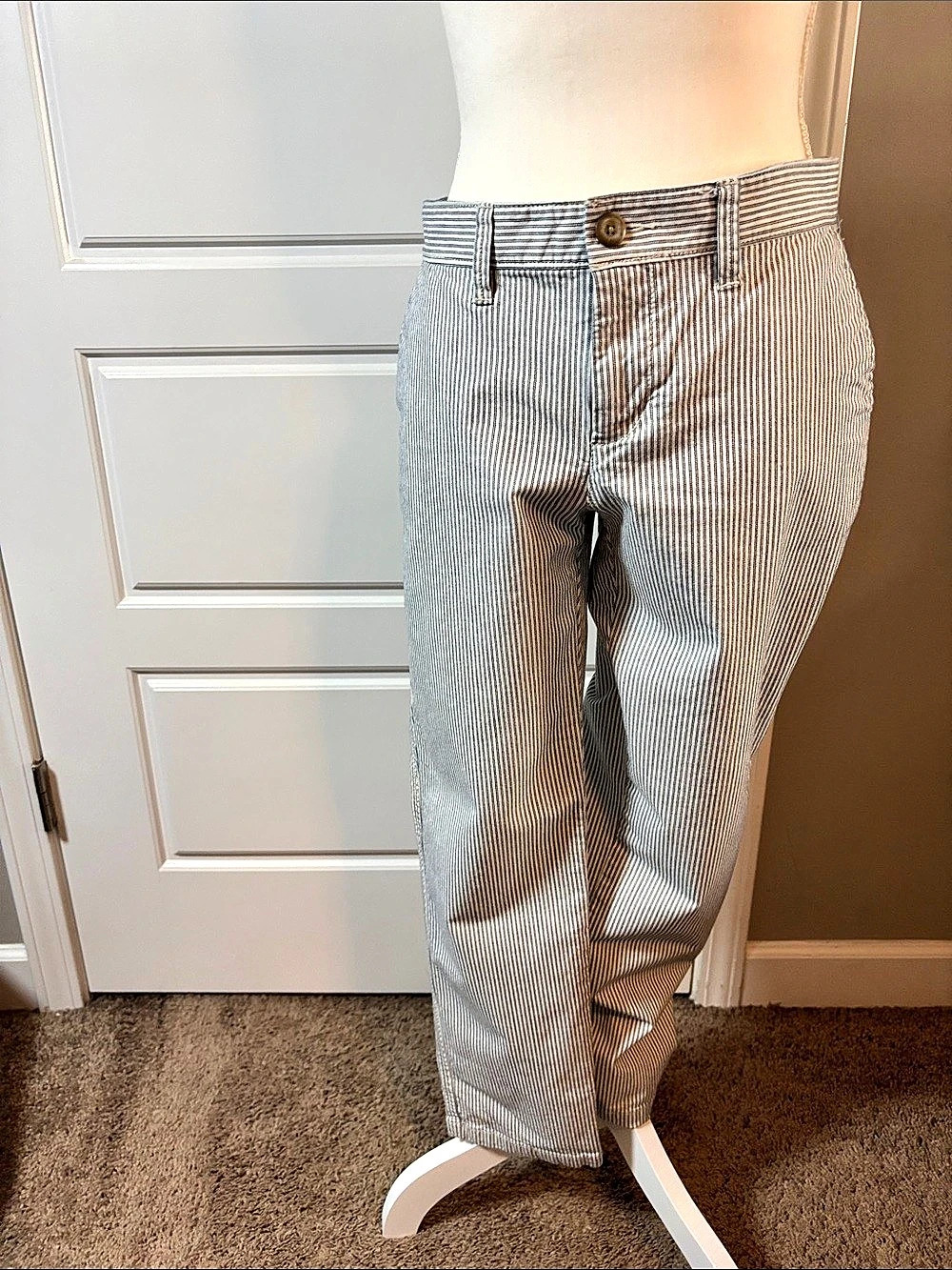 Gap Girlfriend Khaki Striped Straight Leg Pants Waist 26